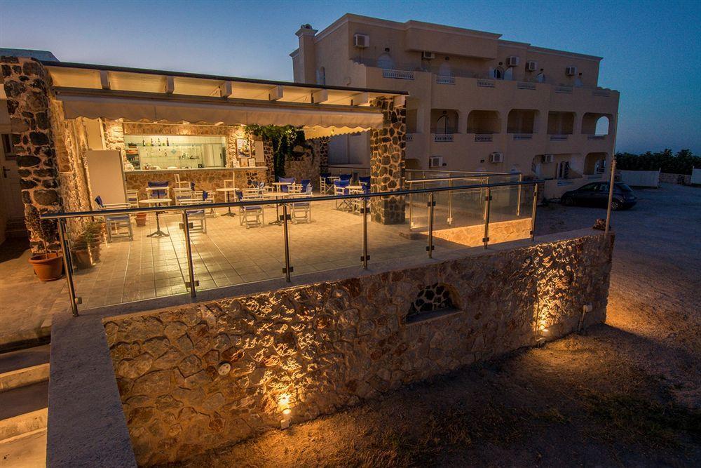 Fira East Hotel Exterior foto