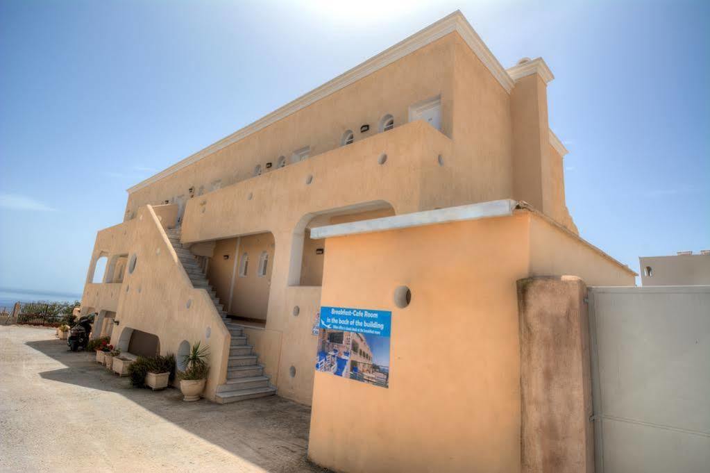 Fira East Hotel Exterior foto