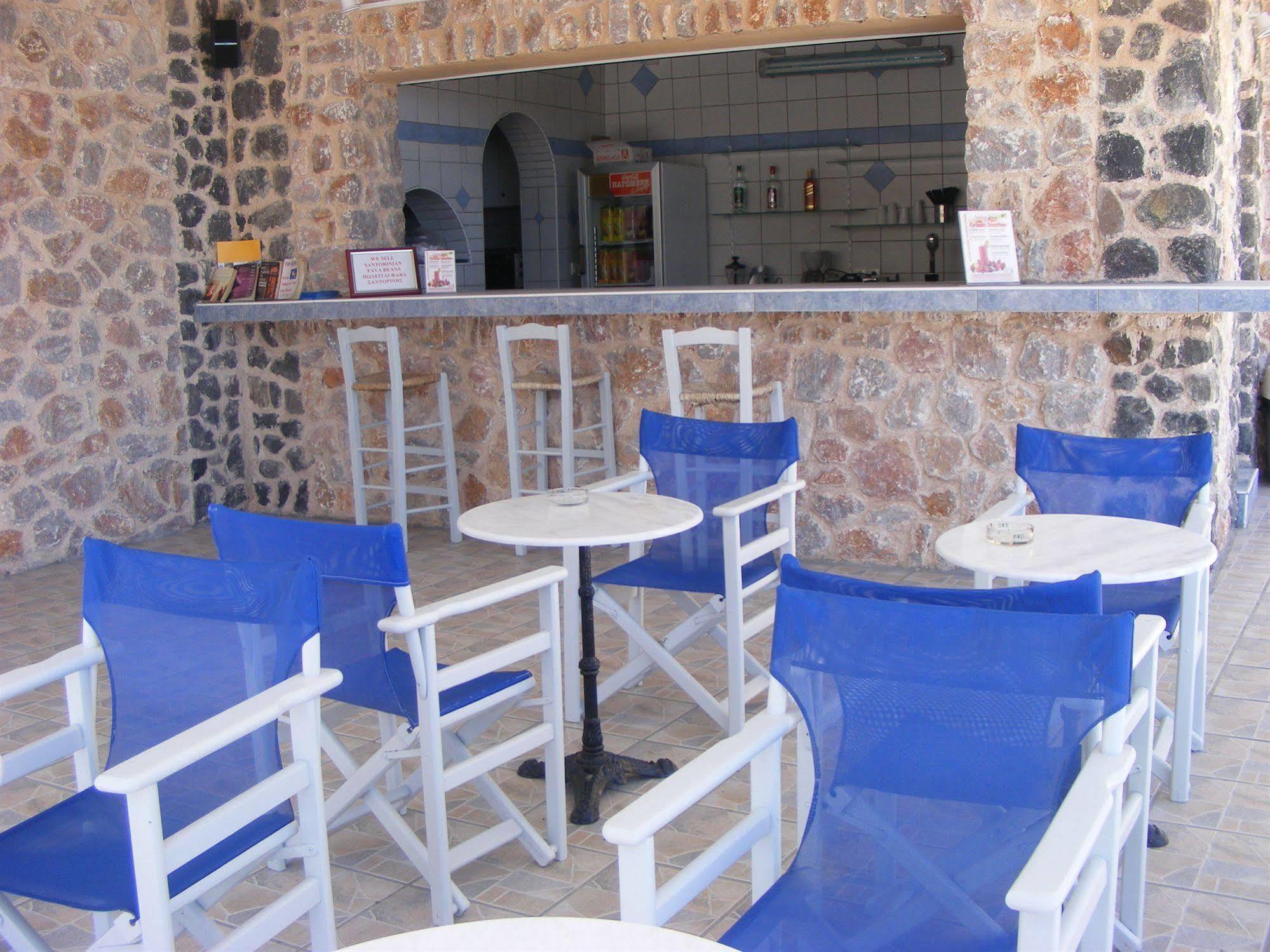 Fira East Hotel Exterior foto